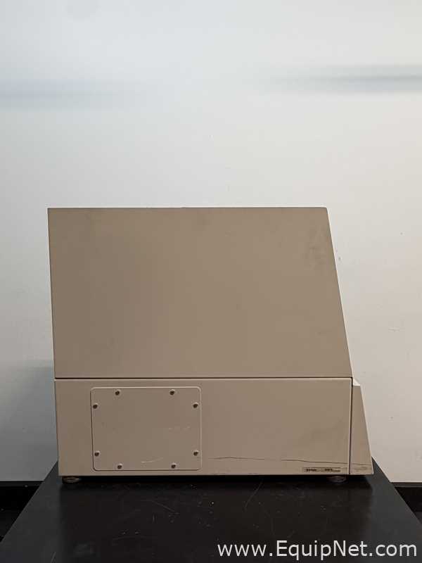 New Brunswick Classic C24KC Benchtop Refrigerated Incubator Shaker