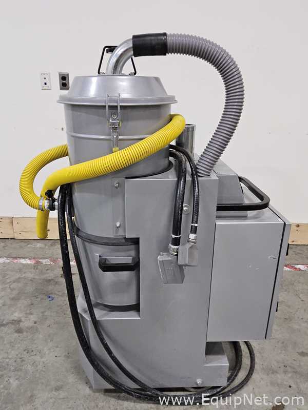 Aspiradora CFM 3106