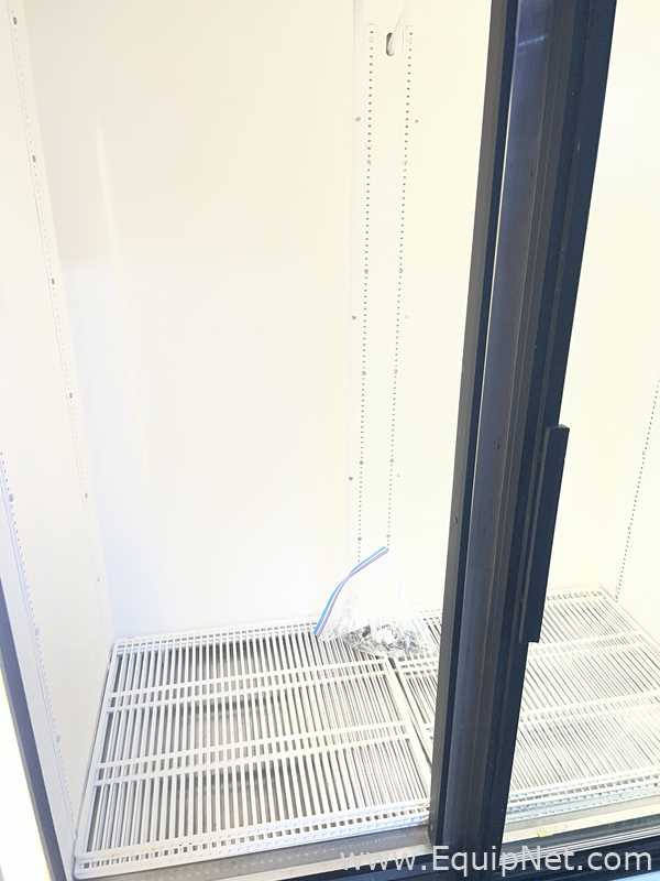 True GDM-49-LD 2 Door Refrigerator