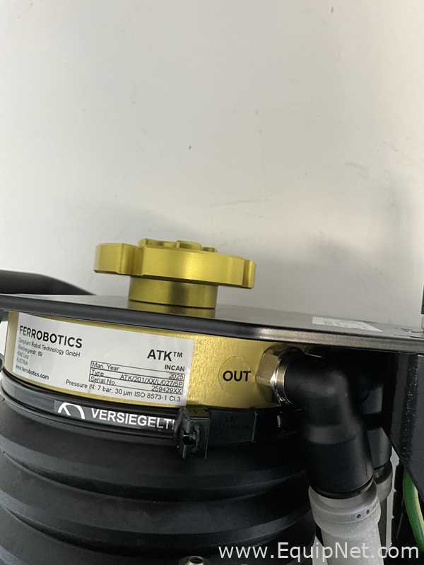 Robótica FerRobotics Compliant Robot Technology GmbH ATK/201/XX/L/027/5P. Sin usar
