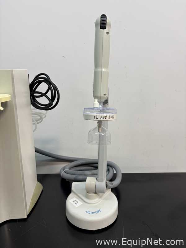 Sistema de Purificação e Destilação de Água Millipore Milli-Q Gradient A10