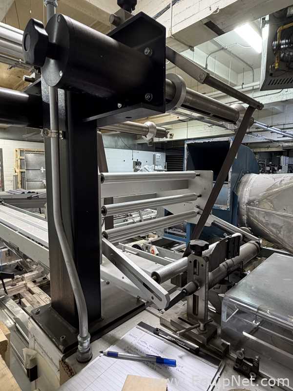 Embaladora de Fluxo Artypac Automation Inc. Arty 75H
