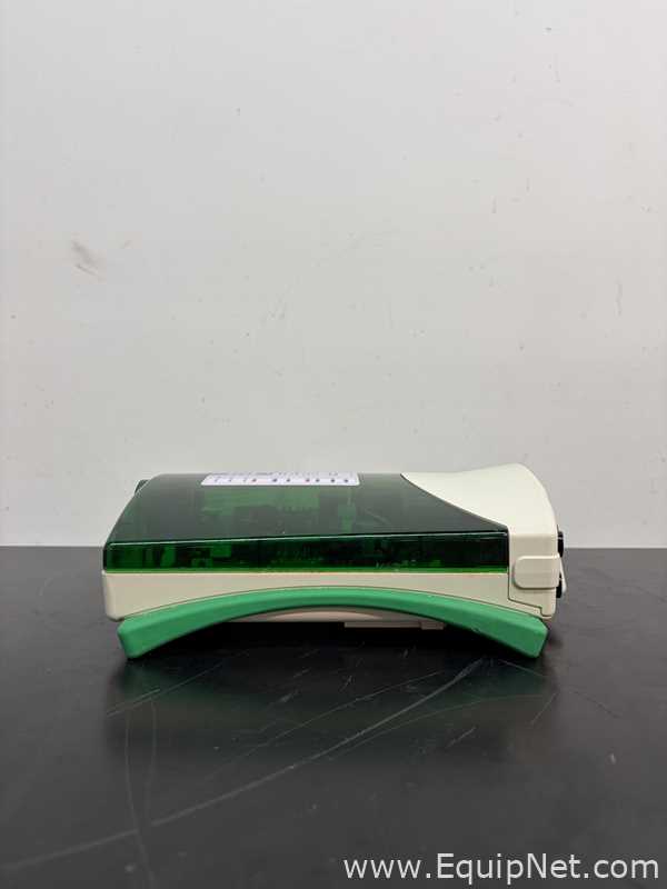 Bio-Rad PowerPac Basic Electrophoresis Power Supply With Chamber