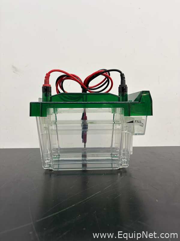 Bio-Rad PowerPac Basic Electrophoresis Power Supply With Chamber