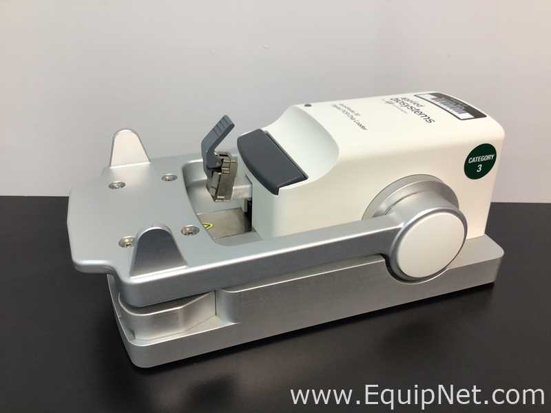 Applied Biosystems QuantStudio 3D Digital PCR System With QuantStudio 3D Digital PCR Chip Loader