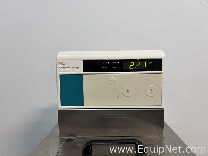 NesLab RTE-140 Low-Temperature Refrigerated Bath/Circulator
