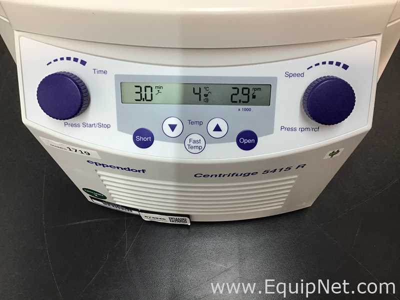 Centrífuga para Laboratórios Eppendorf 5415 R
