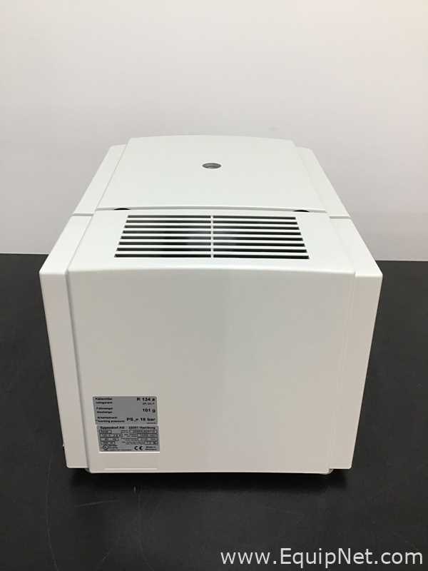 Centrífuga para Laboratórios Eppendorf 5415 R