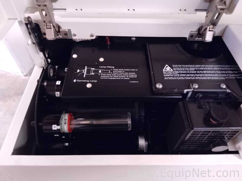 VARIAN MOD. SPECTRAA-800 - Atomic absorption spectrometer