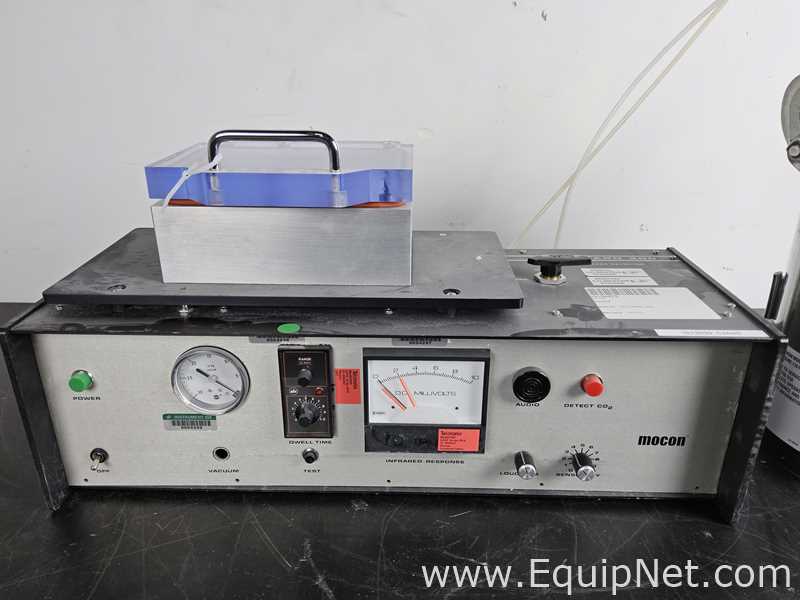 Mocon Pac Guard 400 Package Leak Detector with Vessel