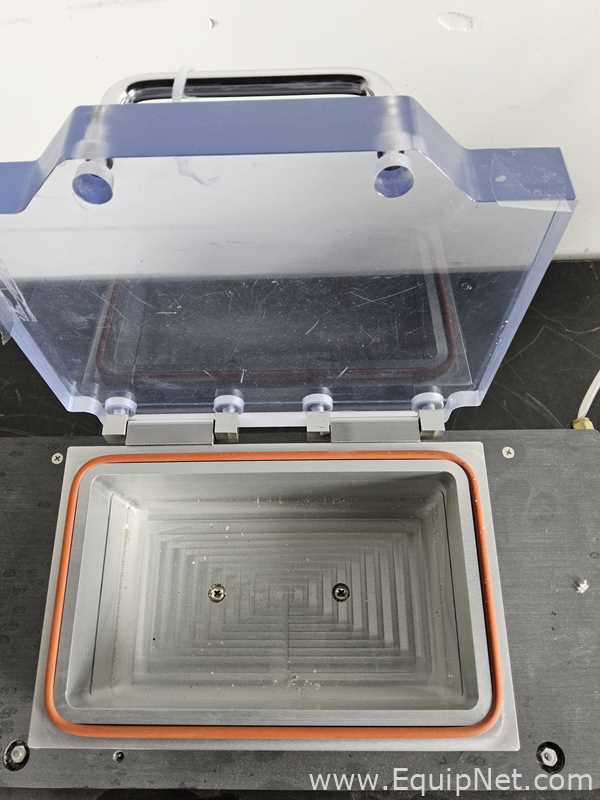 Mocon Pac Guard 400 Package Leak Detector with Vessel