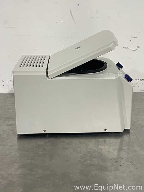 Eppendorf 5415 R Refrigerated Laboratory Centrifuge