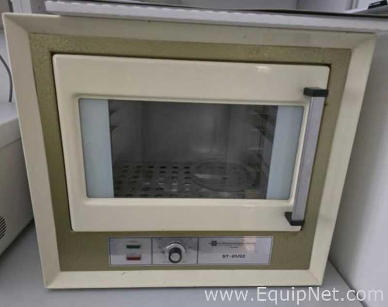 ST-01/02 Lab Oven