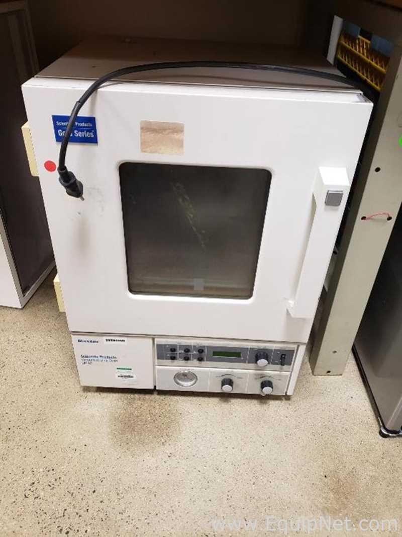 Baxter Scientific DP-32 Digital Vacuum Drying Oven