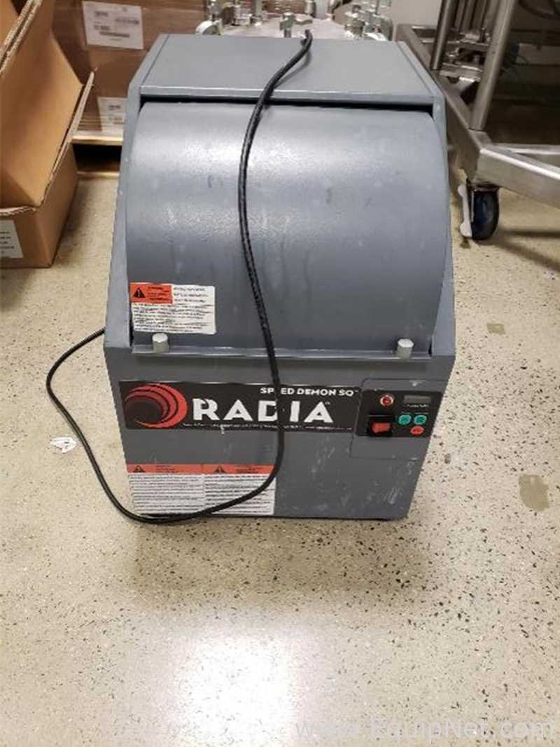 Radia Speed Demon SQ Paint Shaker