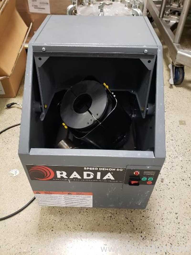 Radia Speed Demon SQ Paint Shaker