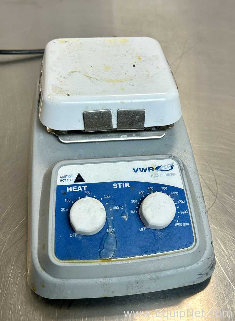 VWR Scientific Cat. No. 97042-594 Analog Hotplate/Stirrer