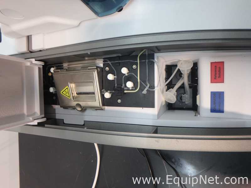 Roche Cedex Bio Analyzer For Parts or Repair
