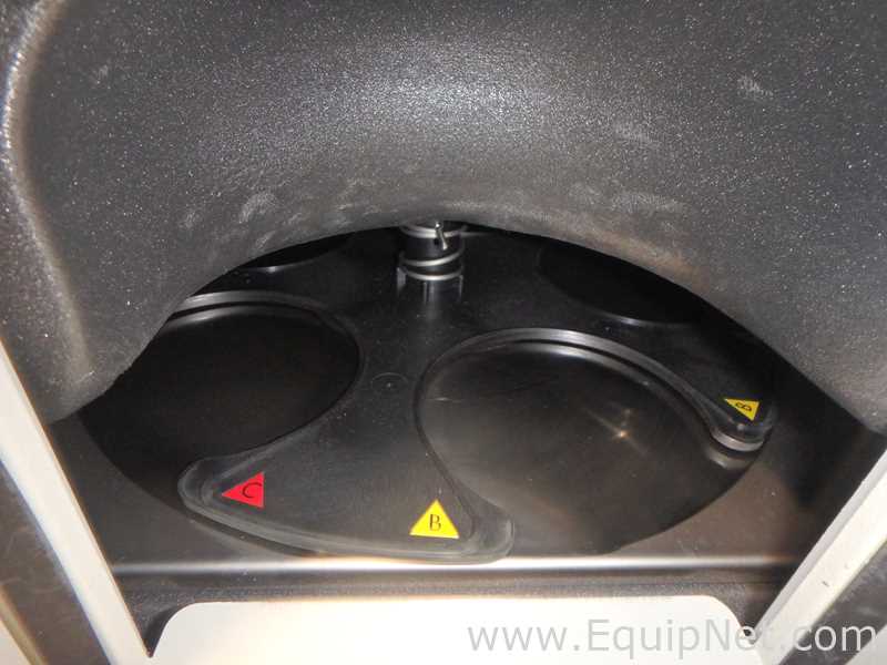 HPLC Waters Corporation 2695 (module), 2487 (detector)