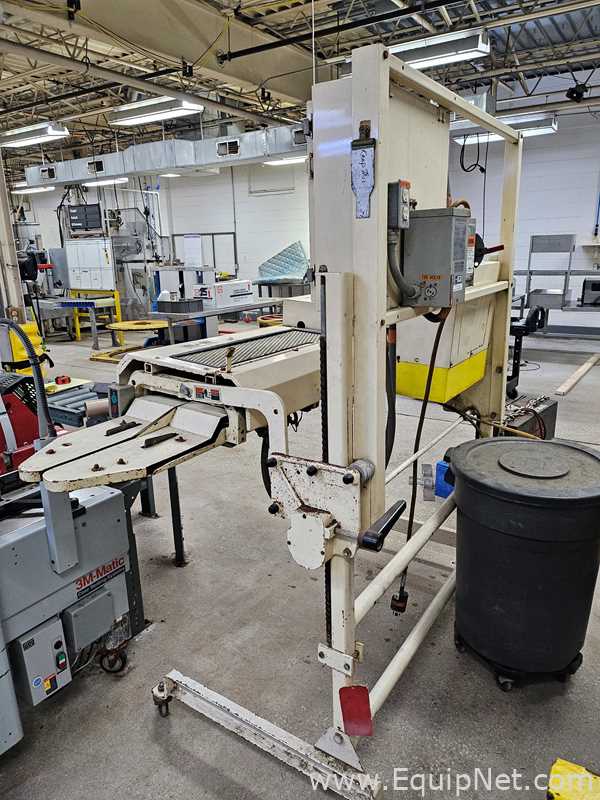 Micro Divisor Doboy Packaging Machinery Inc. CBS-B Band Sealer
