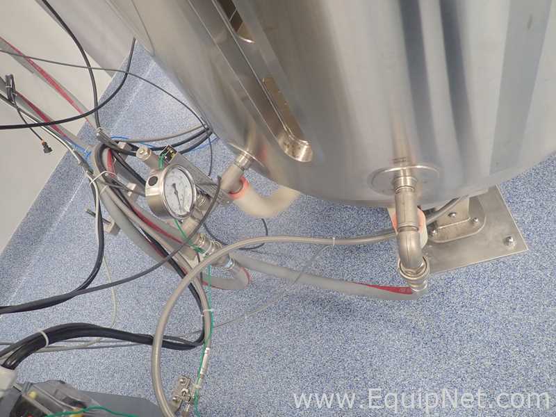 Thermo Scientific 2000 Liter Jacketed Single Use Bioreactor