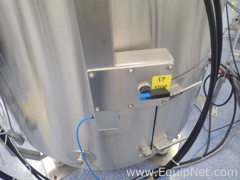 Thermo Scientific 2000 Liter Jacketed Single Use Bioreactor