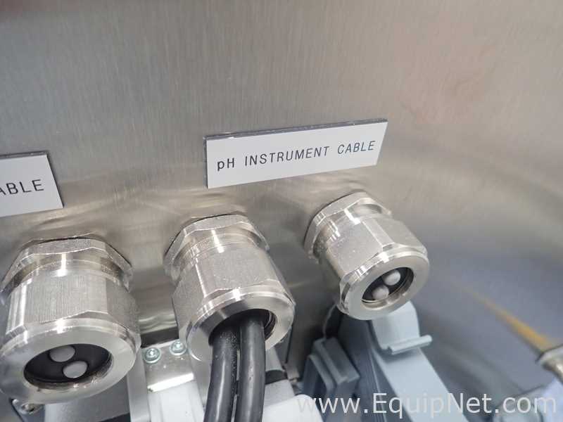 Thermo Scientific 500 Liter Jacketed Single Use Bioreactor