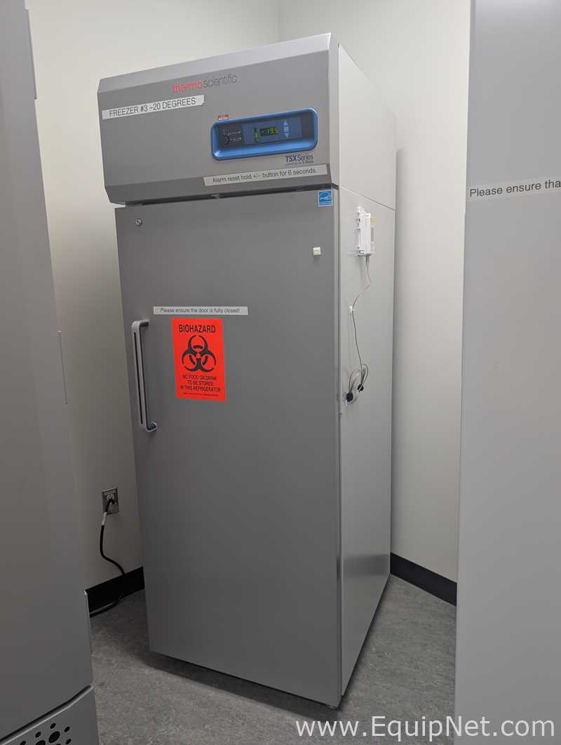Congelador Thermo Fisher TSX2330FA. Sin usar