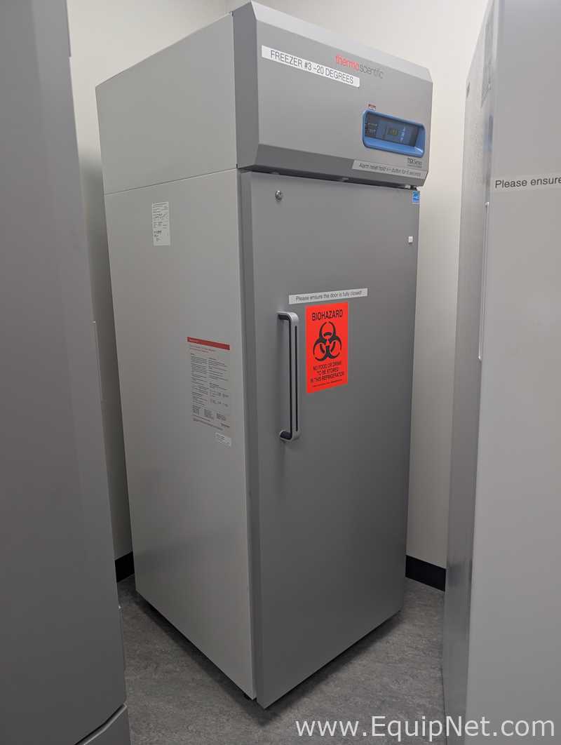 Congelador Thermo Fisher TSX2330FA. Sin usar