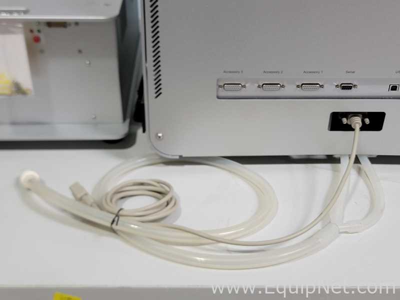Qiagen QIAcube HT QIAxtractor with VS04 Vacuum Station