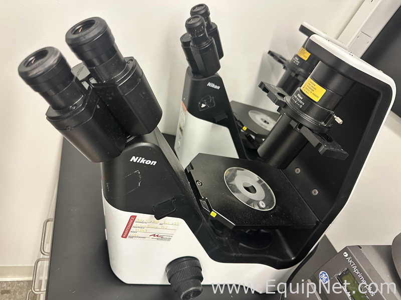 Microscópio Nikon Eclipse TS2