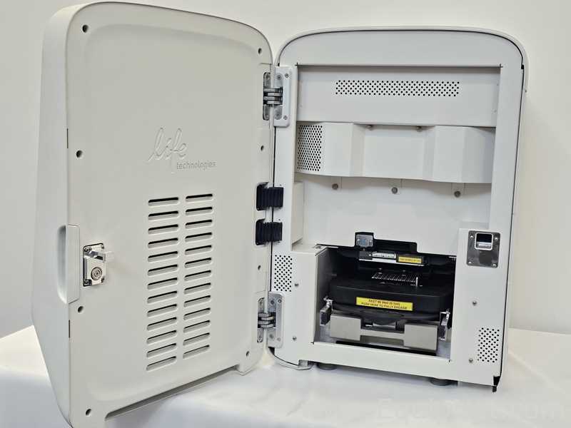 PCR e Termociclador Applied Biosystems QuantStudio 12K Flex