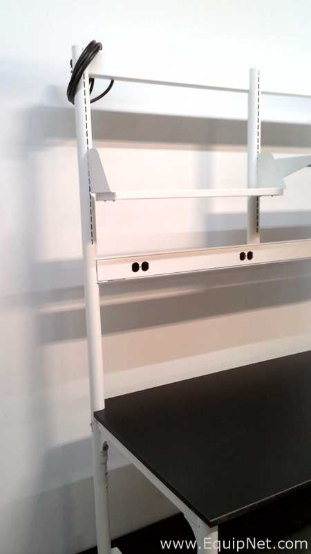 Lote de 5 Mueble de Laboratorio Mott Manufacturing R0A0260-2E