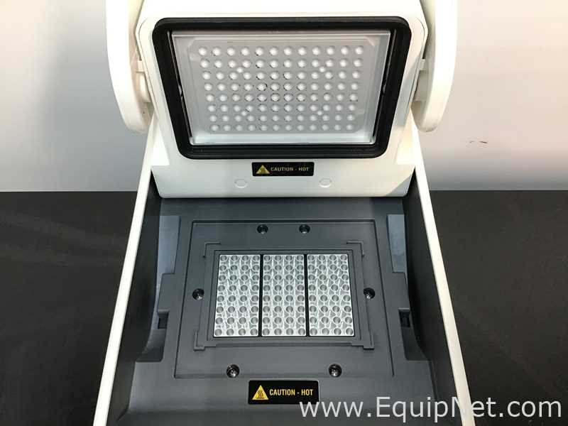 Applied Biosystems SimpliAmp Thermal Cycler