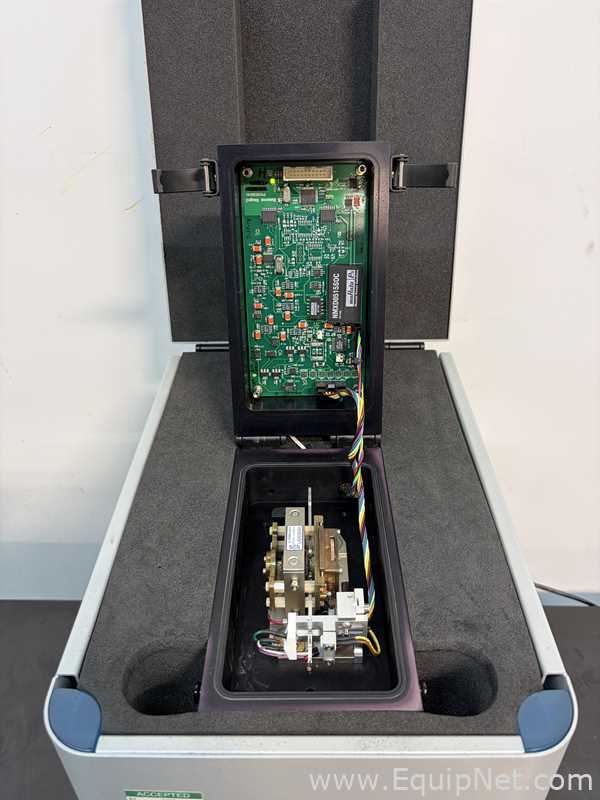 Surface Measurement Systems DVS Intrinsic Dynamic Vapor Sorption System