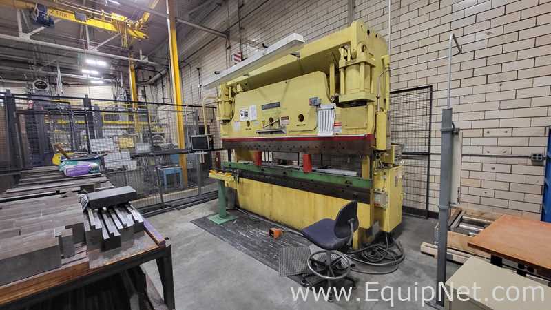 Máquina de Dobra Cincinnati Inc. CB 175