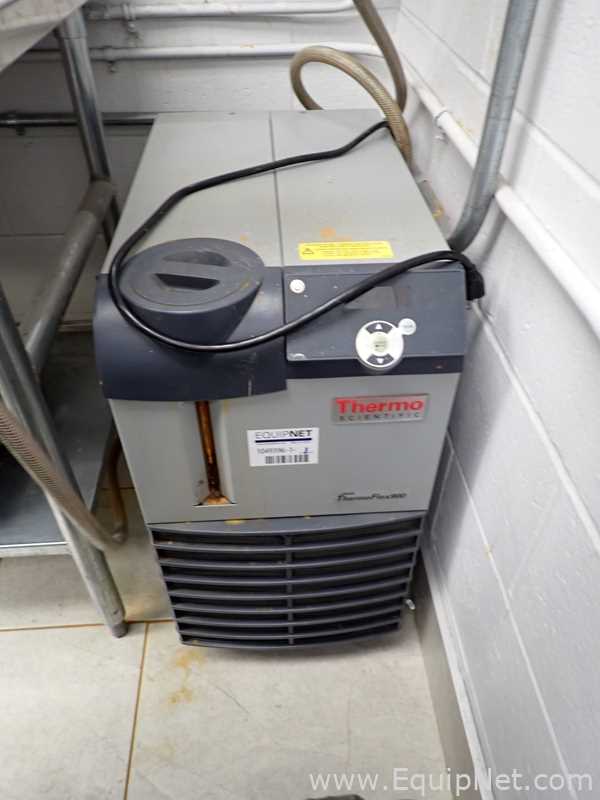 Banho Maria e Circulador Thermo Scientific Thermoflex 900