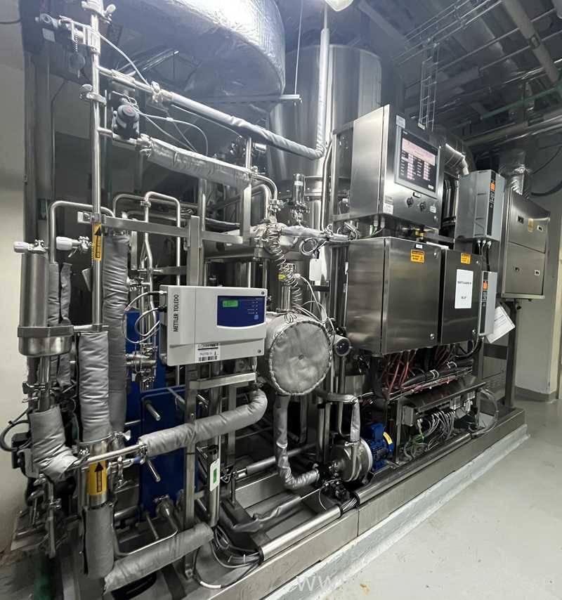 Sistema de Destilación para Agua para Inyección (WFI) Stimas Thermopharma BD1000