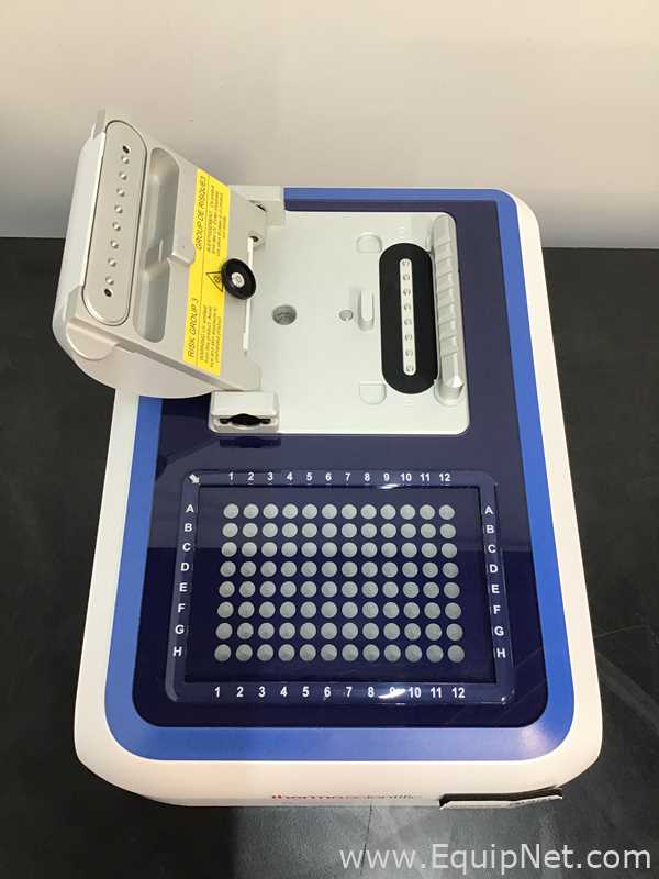 Thermo Scientific NanoDrop Eight Spectrophotometer