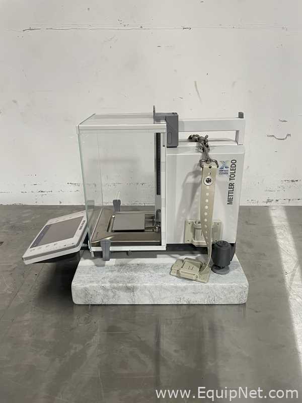 Mettler Toledo XPE504 Analytical Balance With P-58RUE Printer and Marble balancing table
