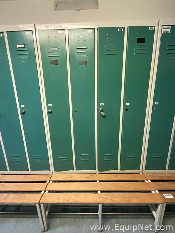 Los aus 2 Lagerschrank  