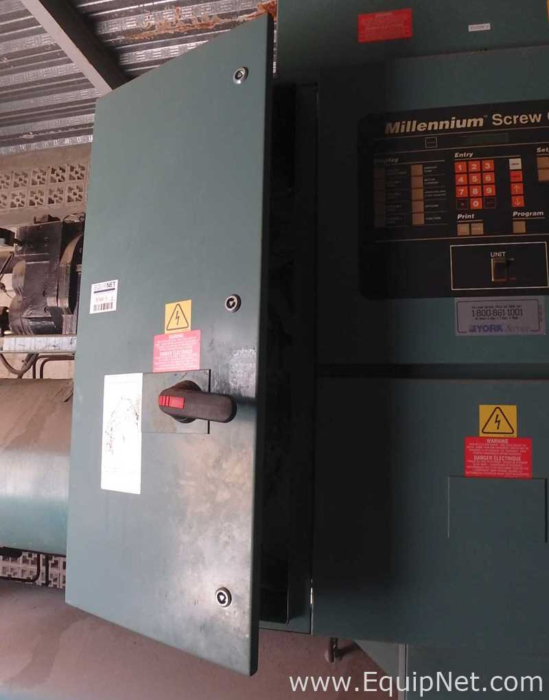Unused York YCWS0180SC46ZAASBXXXXXX Chiller