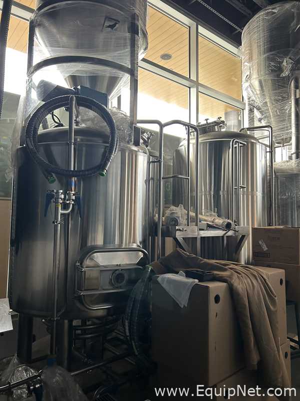 Equipo para elaboración y destilación de cerveza Northern Republic Manufacturing 10 BBL