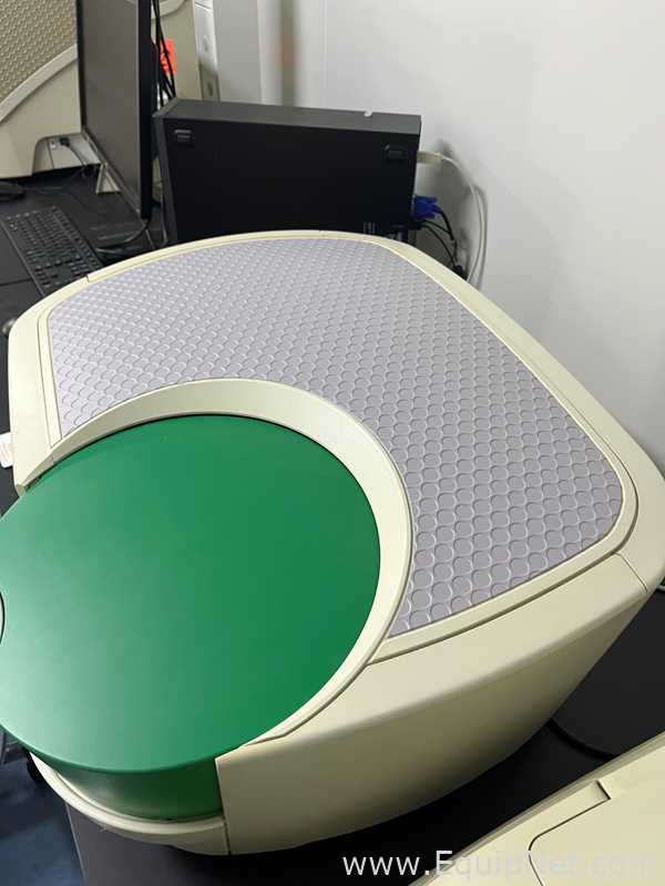 Bio-Rad ddPCR Suite - Automated Droplet Generator PCR and Thermal Cycler