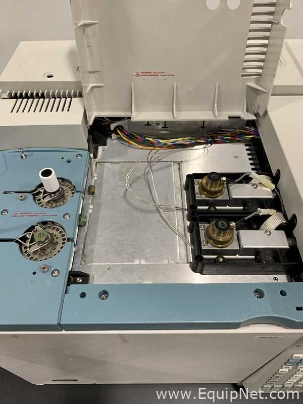 Agilent Technologies 6890N Gas Chromatograph with Gerstel MultiPurpose Autosampler