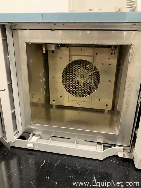 Agilent Technologies 6890 Gas Chromatograph with CTC Analytics Autosampler
