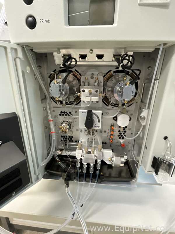 Waters 2535 Quaternary Gradient Module 2998 Photodiode Array Detector and Fraction CollectorIII HPLC