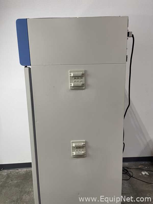 Thermo Scientific Revco UGL2320A Freezer