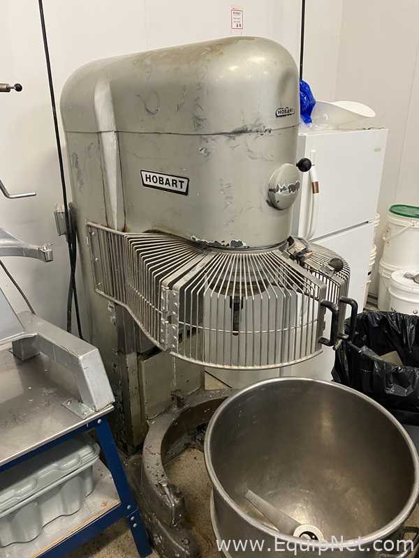 Hobart V1401 140 Quart Planetary Mixer