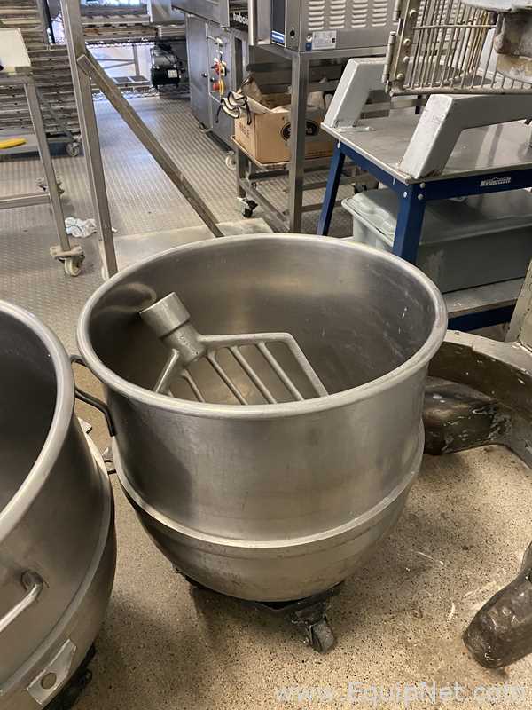 Hobart V1401 140 Quart Planetary Mixer